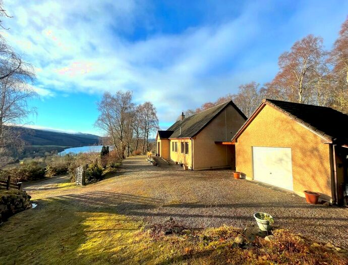 3 Bedroom Detached Bungalow For Sale In Gorsebrook, Balnain, Drumnadrochit, Inverness., IV63