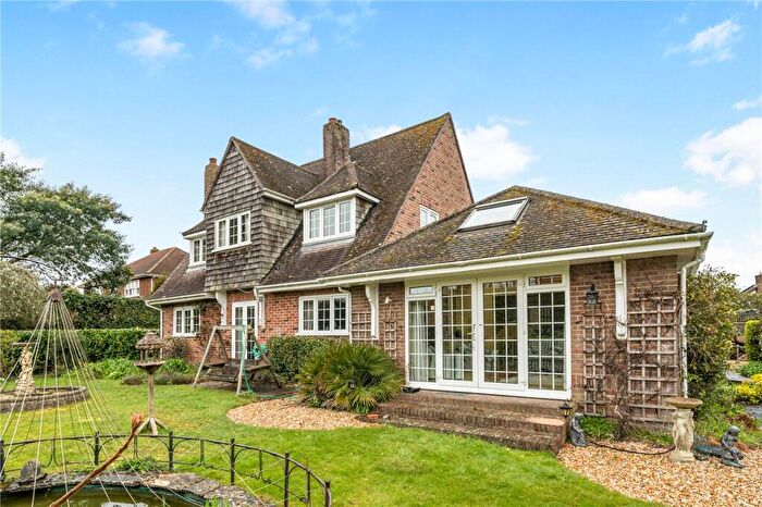 4 Bedroom Detached House For Sale In Rookes Lane, Lymington, SO41