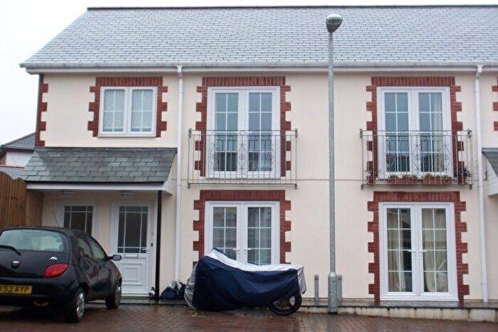 1 Bedroom Flat To Rent In Grampound Road, Truro, TR2