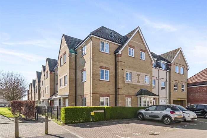 2 Bedroom Flat For Sale In Overton Road, Worthing, BN13