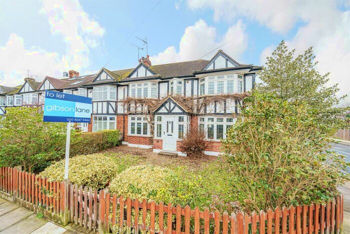 5 Bedroom Semi-Detached House To Rent In Wolsey Drive, Kingston Upon Thames, KT2