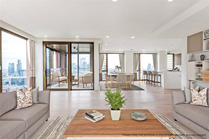 3 Bedroom Penthouse For Sale In The Arc, City Road, Shoreditch, London, EC1V