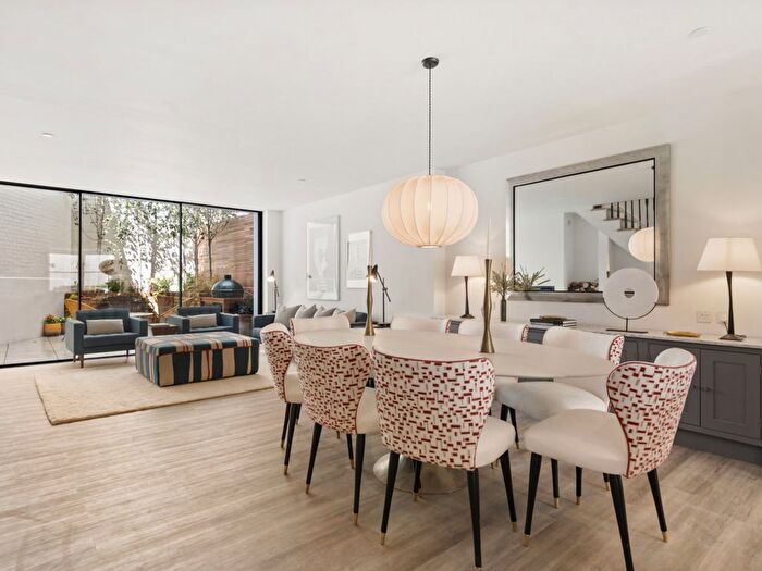 5 Bedroom End Terrace House For Sale In Lakeside Road, London, W14