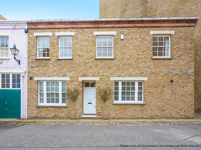 3 Bedroom Mews For Sale In Lexham Gardens Mews, London, W8