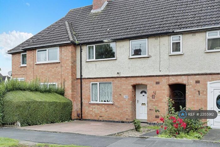 3 Bedroom Terraced House To Rent In Overpark Avenue, Leicester, LE3