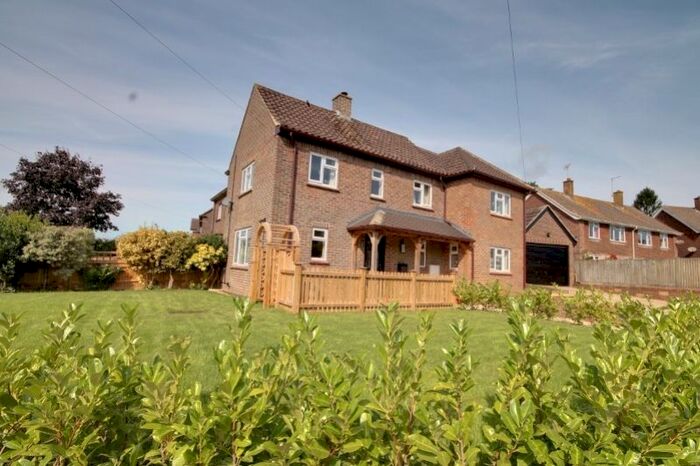 3 Bedroom Semi-Detached House To Rent In Hamsland, Horsted Keynes, Haywards Heath, West Sussex RH17