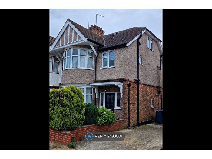 4 Bedroom Semi-Detached House To Rent In Lowick Road, London, HA1