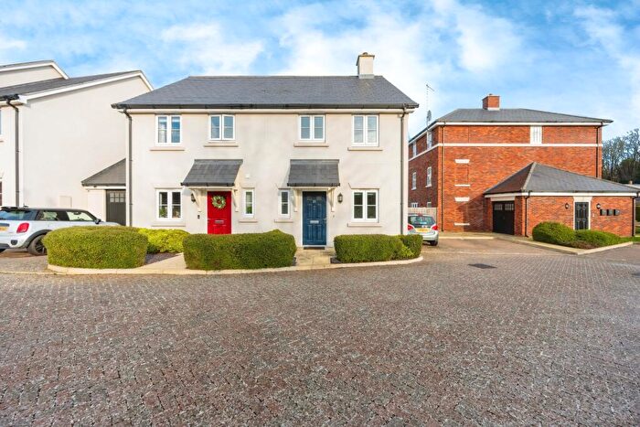 3 Bedroom Semi-Detached House For Sale In Colston Rise, Ampthill, Bedford, Bedfordshire, MK45