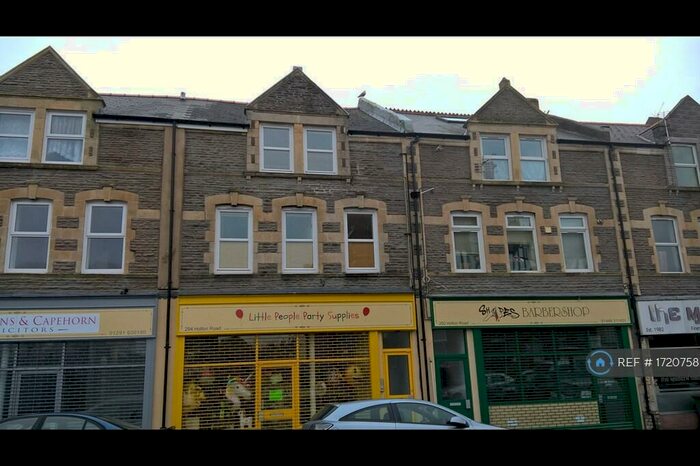 Studio To Rent In Holton Road, Barry, CF63