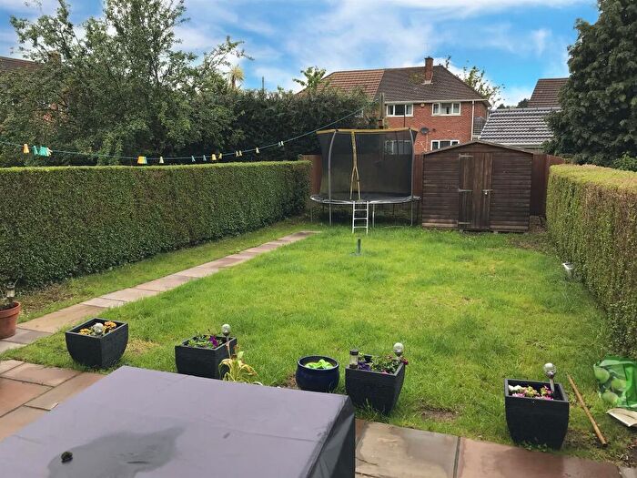 3 Bedroom Terraced House For Sale In Caerau Lane, Cardiff, CF5