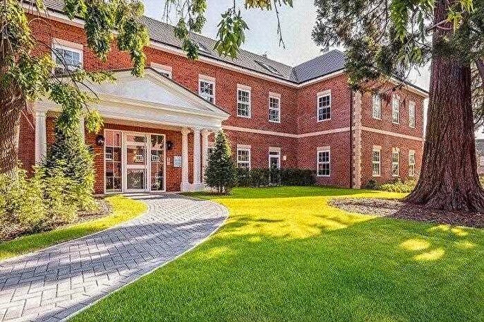 2 Bedroom Apartment For Sale In Commonwealth Place, Farnham Royal, SL2