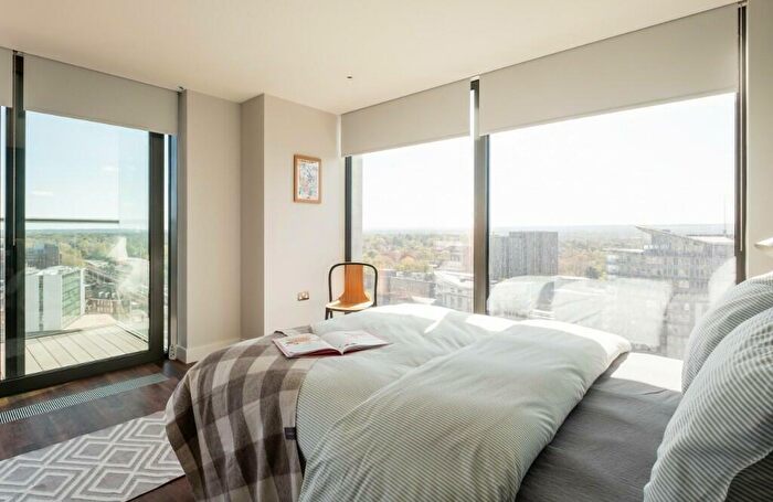 2 Bedroom Apartment To Rent In Victoria Way, Woking, Surrey, GU21