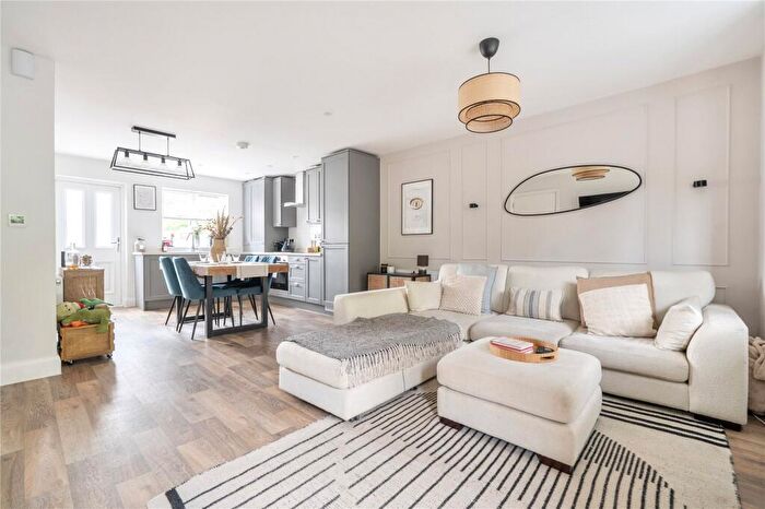 1 Bedroom Maisonette For Sale In Durbans Road, Wisborough Green, Billingshurst, RH14
