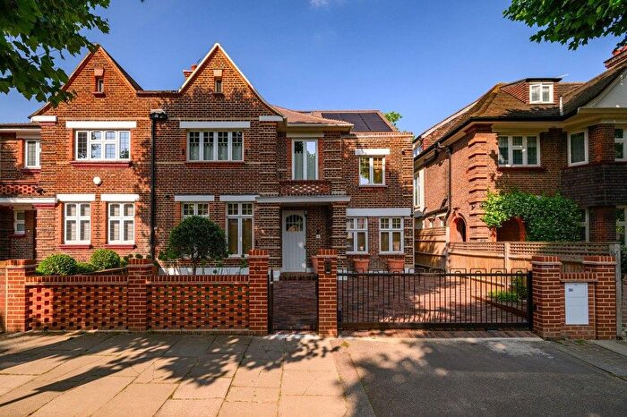 4 Bedroom Semi Detached House For Sale In Ashworth Road, Maida Vale, London, W9
