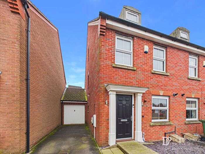 3 Bedroom Semi Detached House For Sale In James Street, Leabrooks, DE55
