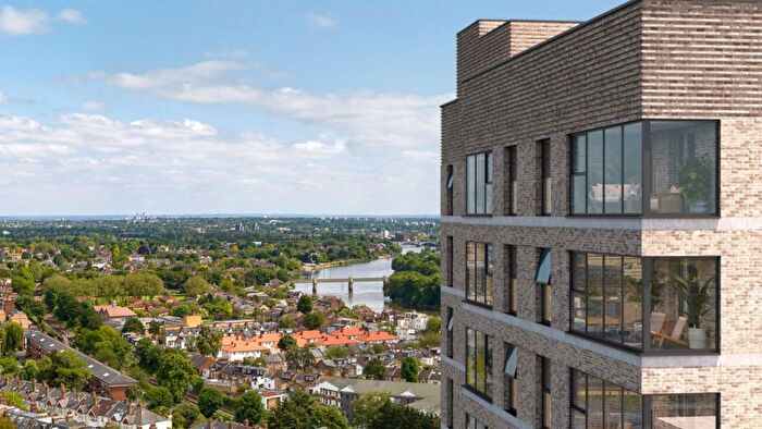 2 Bedroom Flat For Sale In Capital Interchange Way, Brentford, TW8