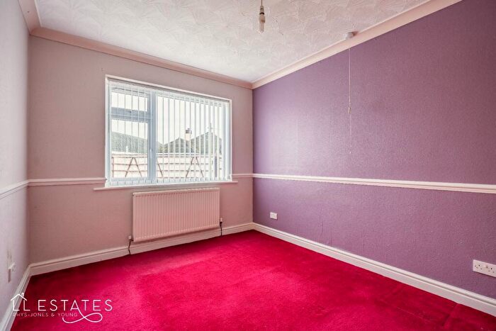 3 Bedroom Detached Bungalow For Sale In Rosedale Gardens, Rhyl, LL18