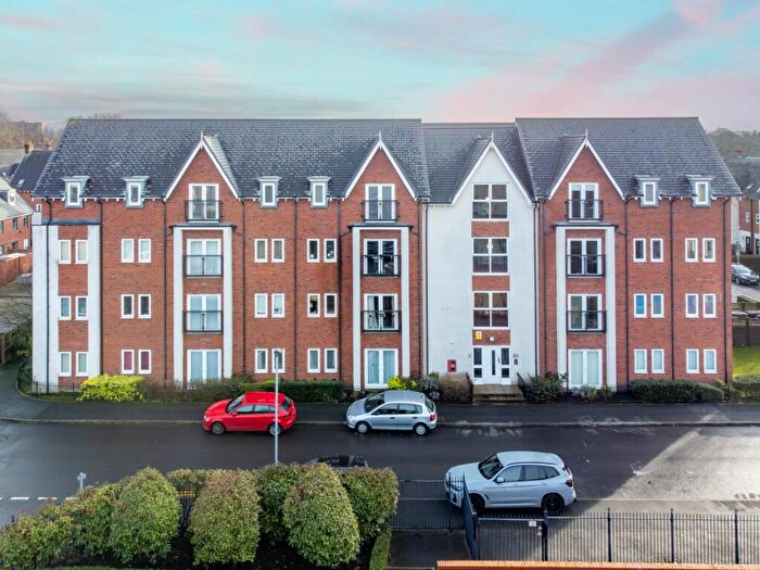 1 Bedroom Flat For Sale In Houseman Crescent, West Didsbury, Manchester, M20