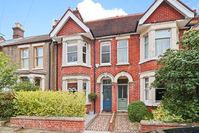 4 Bedroom Terraced House For Sale In Beverley Road, Canterbury, CT2