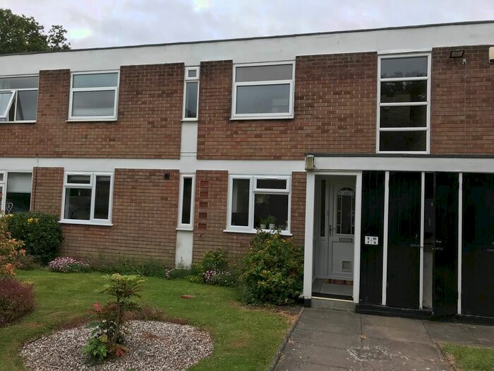 2 Bedroom Flat To Rent In Fox Hollies Road, Hall Green, Birmingham, B28