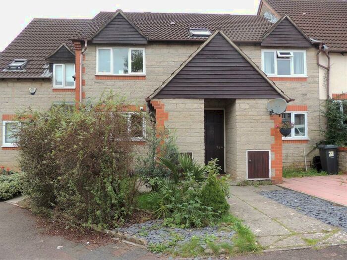 1 Bedroom Apartment To Rent In Turnberry, Warmley, Bristol, BS30