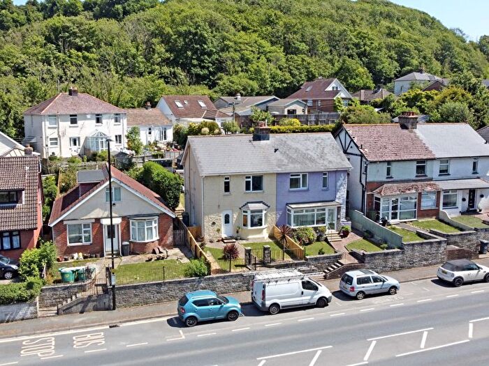 2 Bedroom Semi-Detached House For Sale In Blackwater Road, Shide, PO30