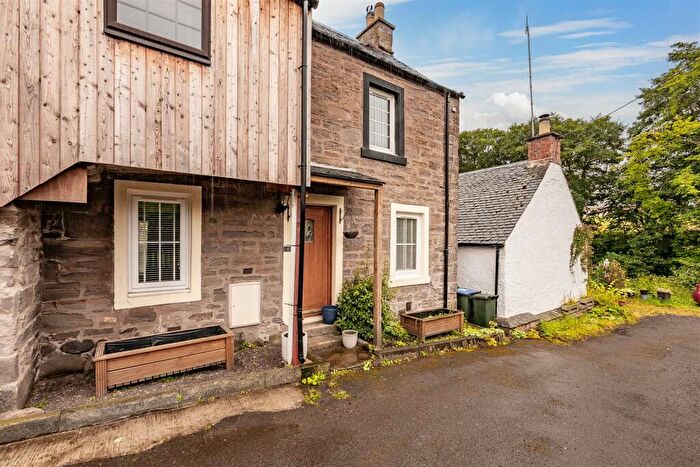 2 Bedroom Flat For Sale In Well Road, Dunning, Perth, PH2