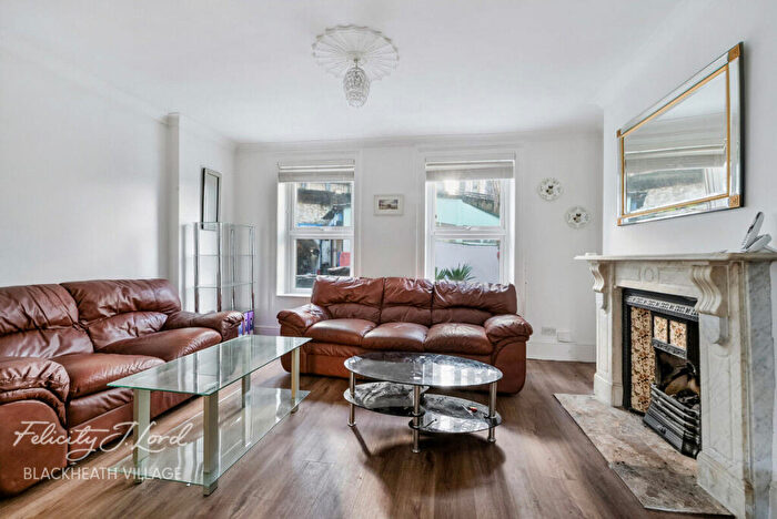 3 Bedroom Semi Detached House For Sale In Silk Mills Path, London, SE13