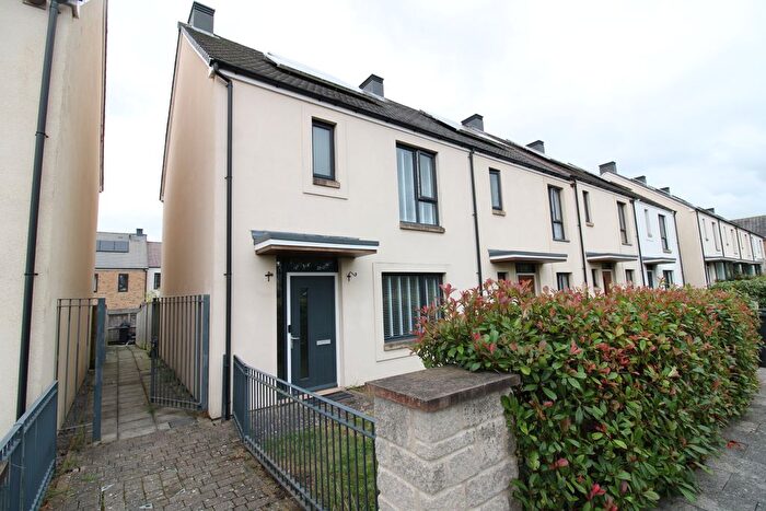 3 Bedroom Property To Rent In Russell Avenue, Weston-Super-Mare, BS24