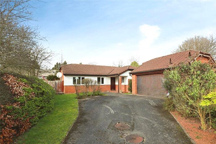 3 Bedroom Bungalow For Sale In Thornycroft, Winsford, Cheshire, CW7