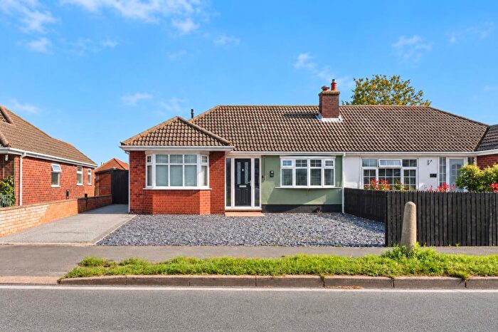 3 Bedroom Bungalow For Sale In Field House Road, Humberston, Grimsby, Lincolnshire, DN36