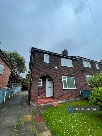 3 Bedroom Semi-Detached House To Rent In Grasmere Road, Swinton, Manchester, M27
