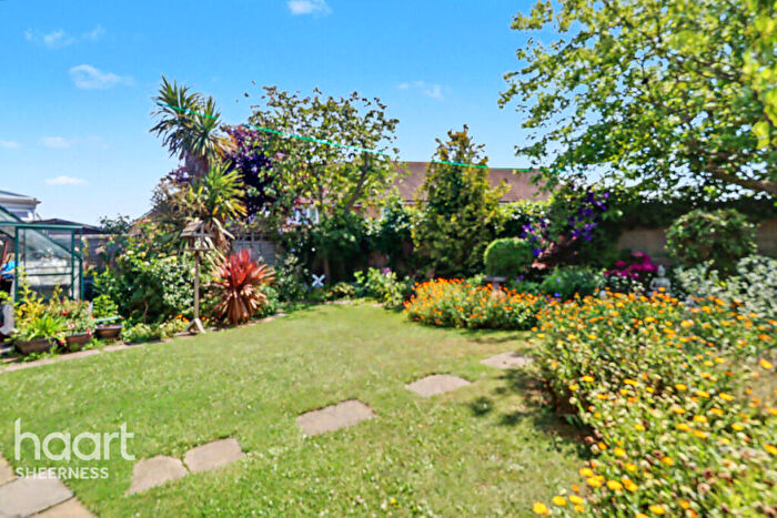 3 Bedroom Detached Bungalow For Sale In Leicester Gardens, Sheerness, ME12