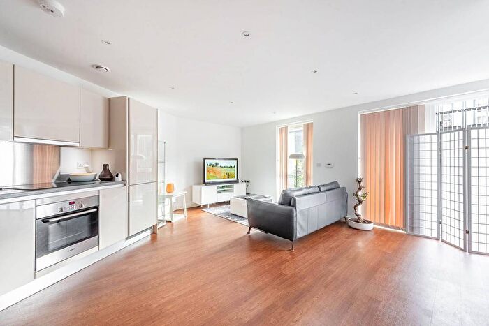 1 Bedroom Flat To Rent In Howard Road, Stanmore, HA7