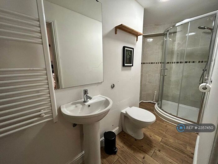 2 Bedroom Flat To Rent In Clemens Street, Leamington Spa, CV31