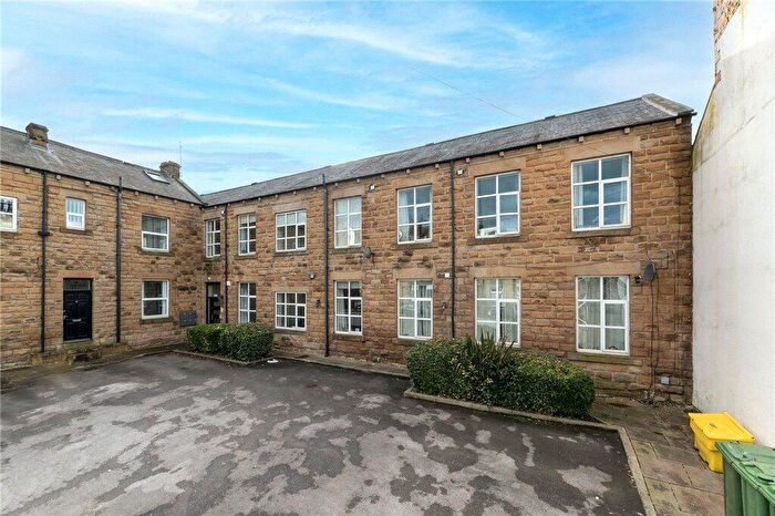 2 Bedroom Apartment For Sale In Clough Street, Morley, Leeds, West Yorkshire, LS27