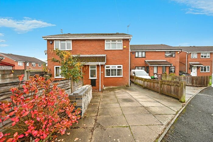 2 Bedroom Semi-detached House For Sale In Wetherby Close, Newton-Le-Willows, Merseyside, WA12