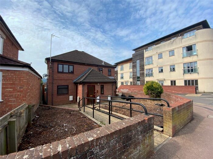 1 Bedroom Apartment To Rent In Huish, Yeovil, Somerset, BA20