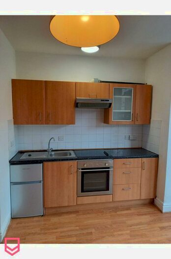 1 Bedroom Flat To Rent In Gloucester Road, Urmston, Manchester, M41