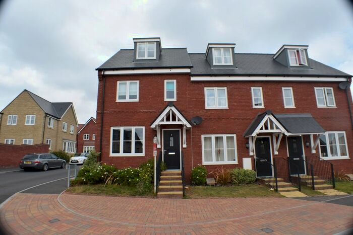 3 Bedroom End Of Terrace House To Rent In Lilliana Way, Bridgwater, TA5