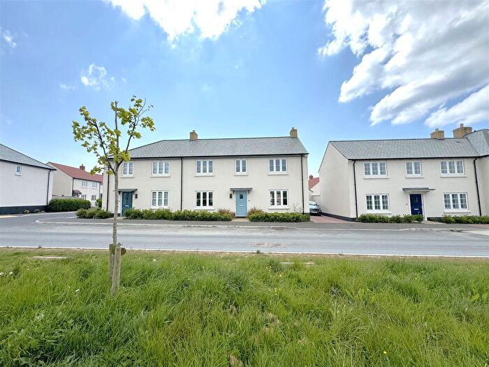 3 Bedroom Semi-Detached House For Sale In Courage Way, Chesil Reach, Chickerell, DT3