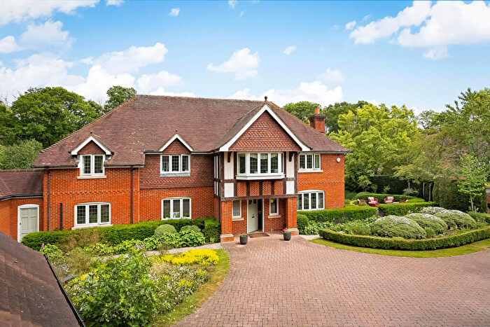 7 Bedroom Detached House For Sale In Pickhurst Road, Chiddingfold, Godalming, Surrey, GU8