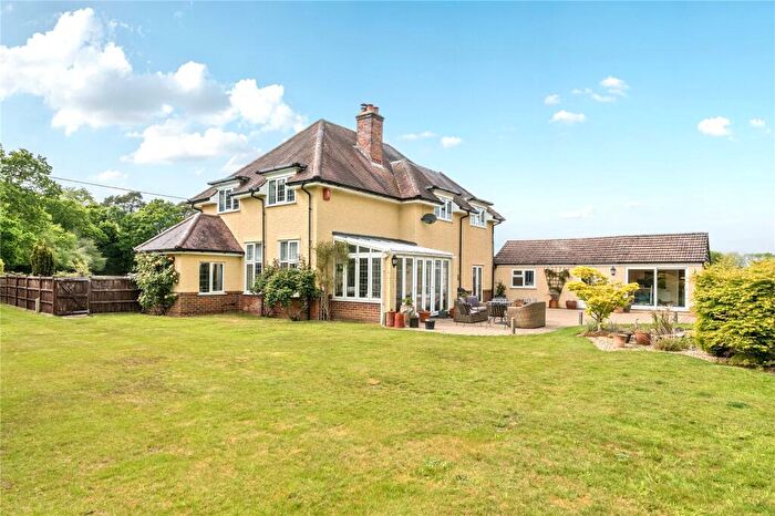 4 Bedroom Detached House For Sale In Wootton Farm Road, Wootton, New Milton, Hampshire, BH25
