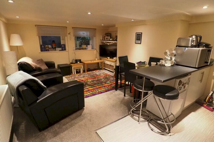 1 Bedroom Flat To Rent In Stockton Road, Chorlton Cum Hardy, Manchester, M21