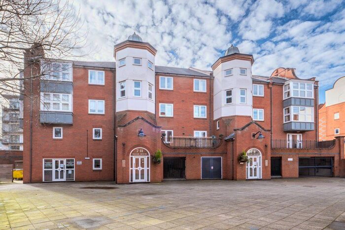 2 Bedroom Flat To Rent In Symphony Court, City Centre, Birmingham, B16
