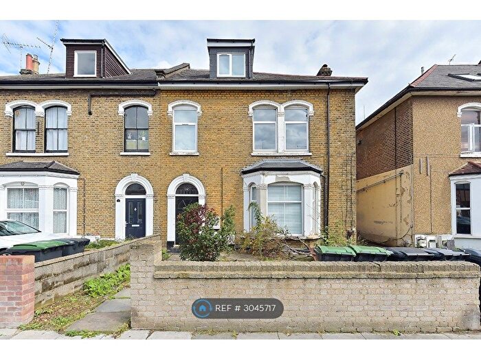 2 Bedroom Flat To Rent In Alexandra Road, London, N8