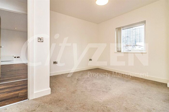 1 Bedroom Flat For Sale In Ordsall Lane, Salford, M5