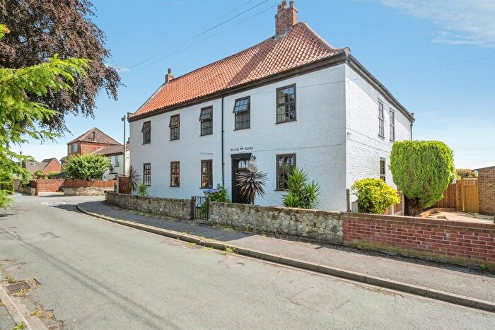 6 Bedroom Detached House For Sale In Cedric Road, Edenthorpe, Doncaster, DN3
