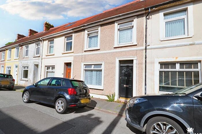 3 Bedroom Terraced House For Sale In St. Peters Road, Milford Haven, SA73