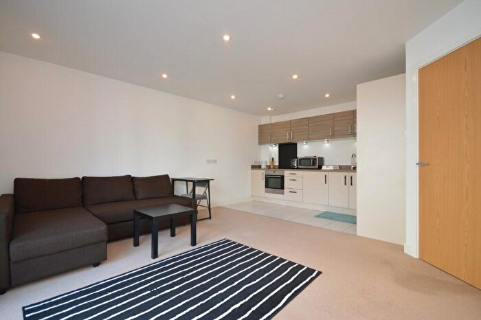 1 Bedroom Flat To Rent In Millennium Promenade, Bristol, BS1